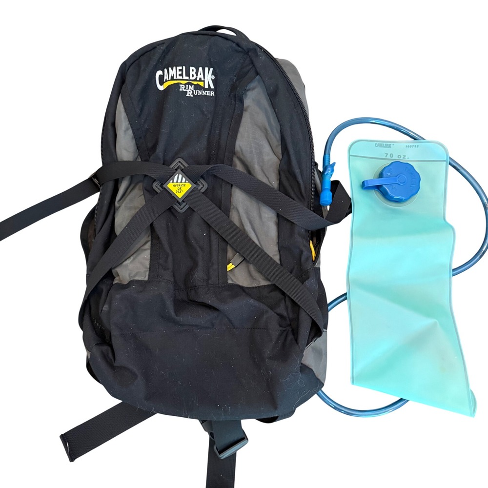 CamelBak Rim Runner Hydration Pack Black Grey 2L Hiking Backpack With Bladder